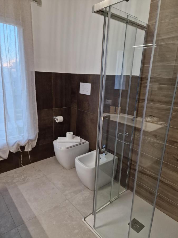 Villa Eden, Bed And Breakfast 奇尼斯 外观 照片