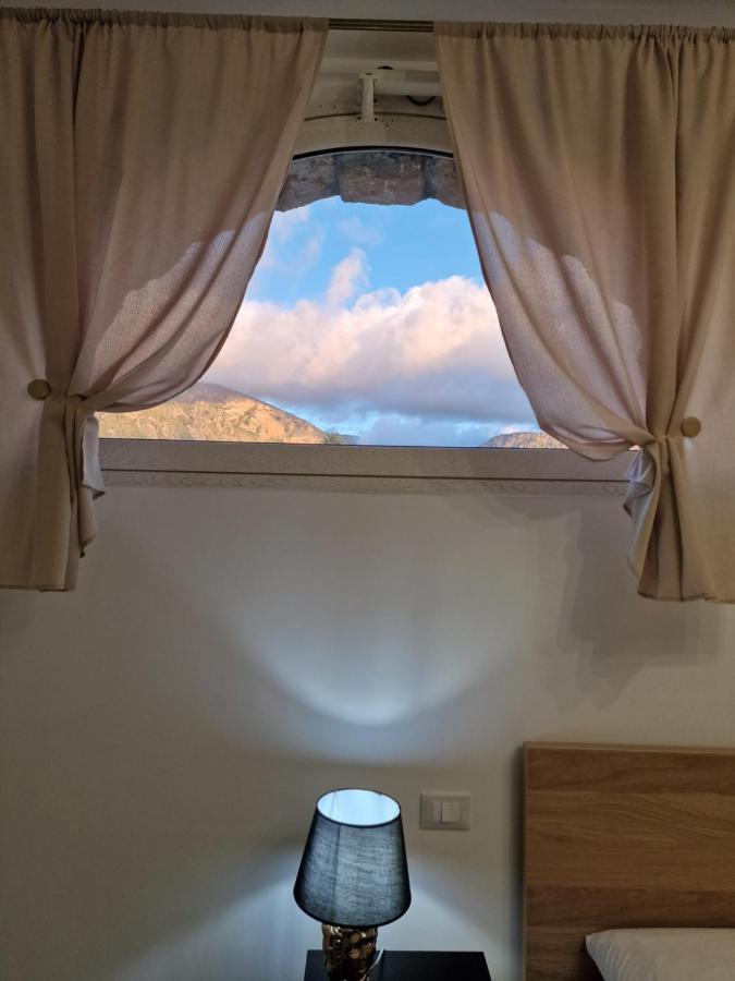 Villa Eden, Bed And Breakfast 奇尼斯 外观 照片